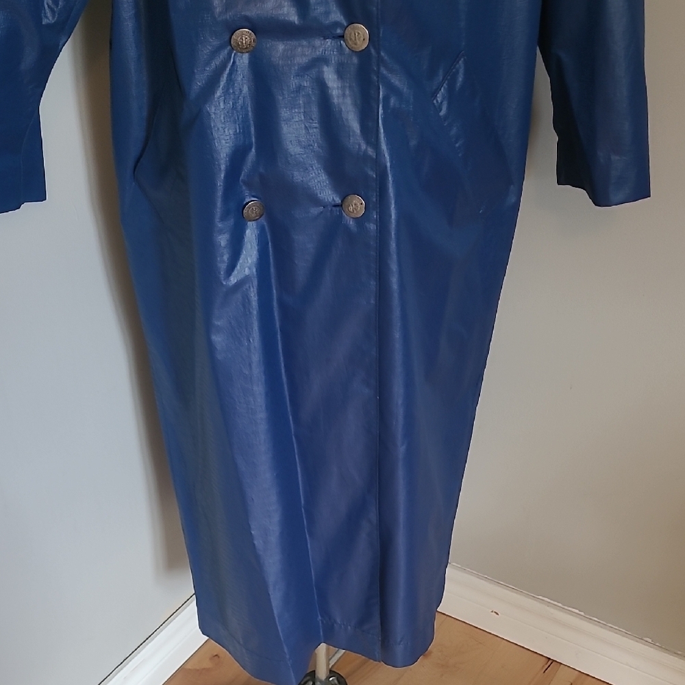 LG Vintage Longline Blue Trench Coat Notched Lapels Faux Leather 80s Glamour - Picture 9 of 16
